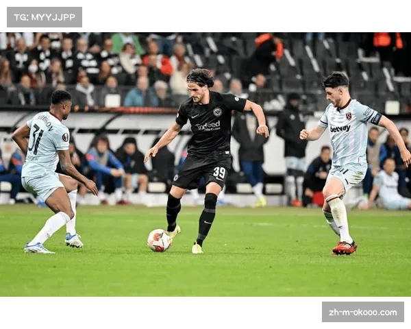 霍芬海姆同期战绩并列第二 攻防两端展现均衡实力